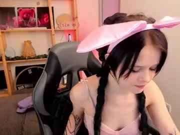 Chaturbate Live Sex Cam of sima_wendy