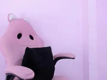 Chaturbate Watch Live Sex Cams of evelin_shy