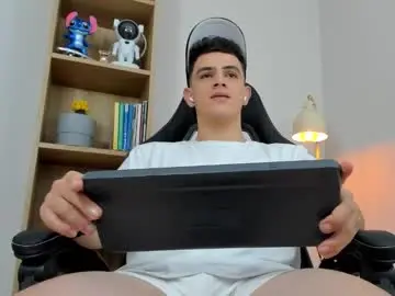 Chaturbate Best live sex cam show of mikecooper_