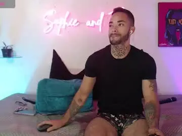 Chaturbate Live Sex of sophie_foxx