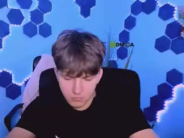 Chaturbate Free Live Porn of travis_wolf_