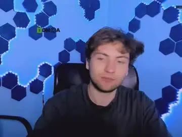 Chaturbate Live Porn of travis_wolf_