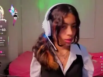 Chaturbate Live Porn of helia_n_amy