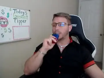 Chaturbate Live Sex Cam of player2pawns