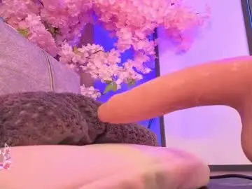 Chaturbate Live Sex of queeneliaa_