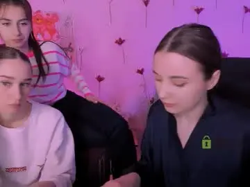 Chaturbate Watch Live Sex Cams of _mila_fire