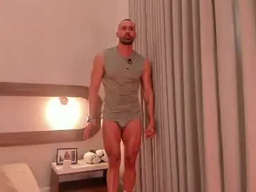 Chaturbate Best live sex cam show of mateo_ospinaa