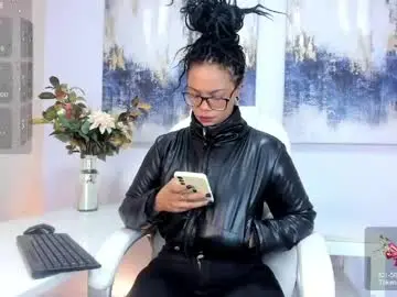 Chaturbate Best live sex cam show of andreaa_zoee_