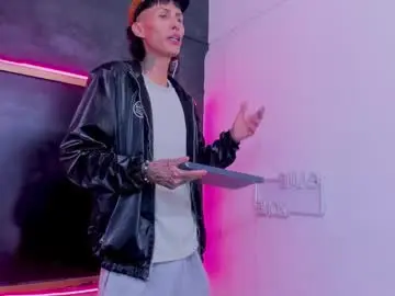 Chaturbate Best Webcam of daniel_deluc77