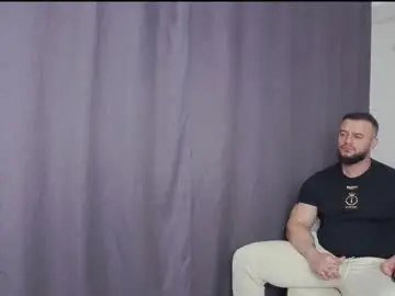 Chaturbate Free Porn Cam of rickymiami1