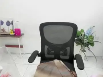 Chaturbate Sex Chat of yvonne_s3xy