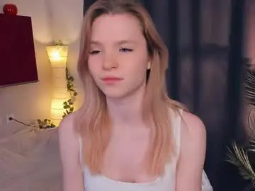 Chaturbate Best live sex cam show of cristasires