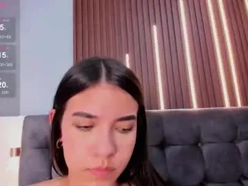 Chaturbate Live Sex Cam of emma_doll7