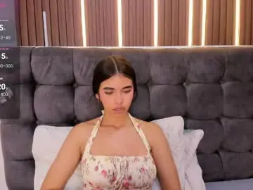 Chaturbate Best live sex cam show of emma_doll7