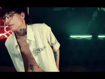 Chaturbate Private Sex Chat of hotdogswaitingaports