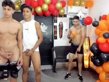 Chaturbate Live Sex Cam of masters_sexx