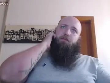 Chaturbate Free Porn Cam of polar_bear91