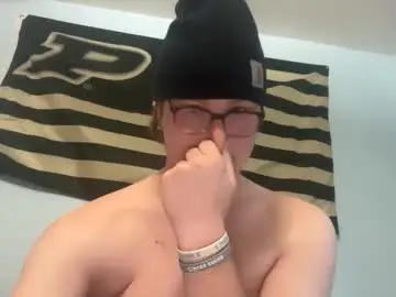 Chaturbate Free Porn Cam of andyhasabigdick