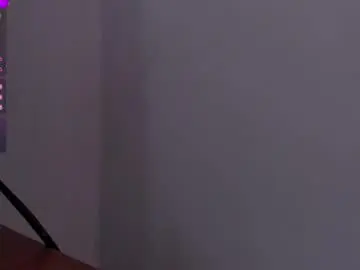 Chaturbate Adult Webcams of evelynhoward23