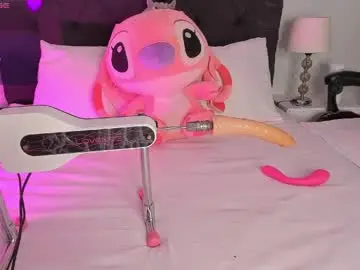 Chaturbate Sex Cam of evelynhoward23