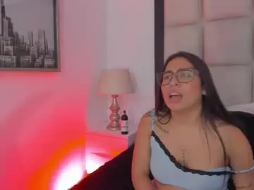 Chaturbate Nude Webcam of sussyfoxx_