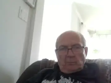 Chaturbate Best live sex cam show of bernard1102