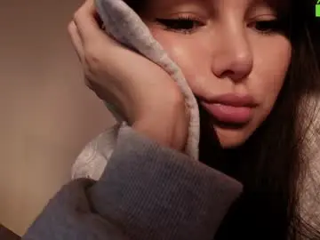 Chaturbate Free Porn Cam of hollyextra