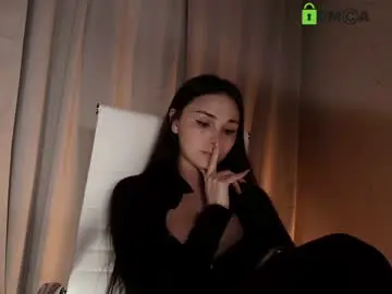 Chaturbate Watch Live Sex Cams of hollyextra