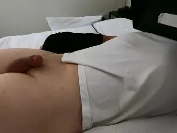 Chaturbate Watch Live Sex Cams of hugecumshots1