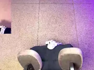 Chaturbate Adult Webcams of rainbow_farmer_james