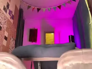 Chaturbate Watch Live Sex Cams of rainbow_farmer_james