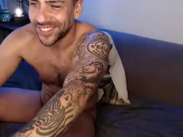Chaturbate Live Sex Cam of hunky_arthur