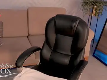 Chaturbate Sex Cam of madelinefox_