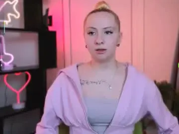 Chaturbate Free Live Porn of mila_glow