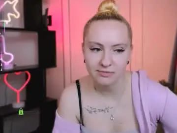 Chaturbate Sex Chat of mila_glow