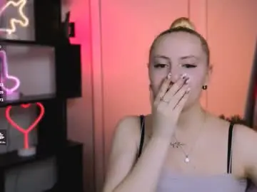 Chaturbate Best live sex cam show of mila_glow