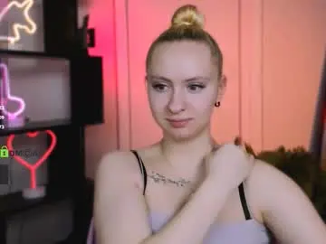 Chaturbate Best live sex cam show of mila_glow