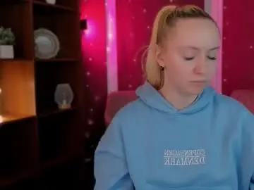 Chaturbate Live Porn of mila_glow