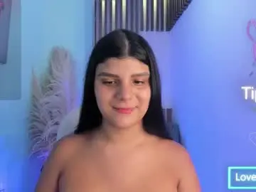 Chaturbate Nude Webcam of paulinabelle