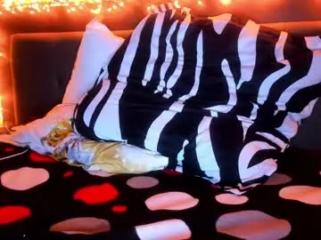 Chaturbate Free Porn Cam of _just_a_simple_girl