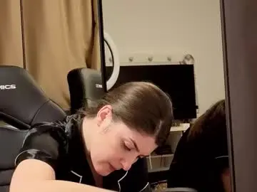 Chaturbate Adult Webcam of _just_a_simple_girl