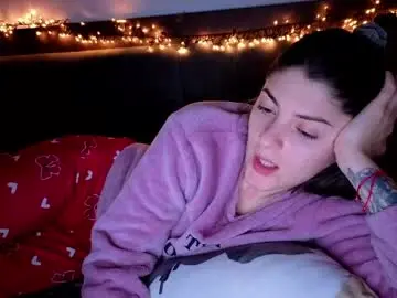 Chaturbate Free Live Porn of _just_a_simple_girl