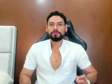Chaturbate Free Porn Cam of derrybigger_cm
