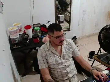 Chaturbate Live Sex Cam of leonino231