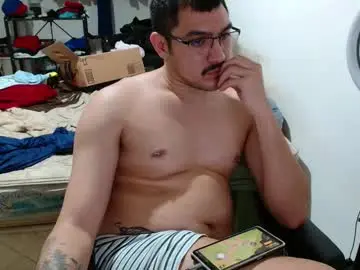 Chaturbate Best live sex cam show of leonino231
