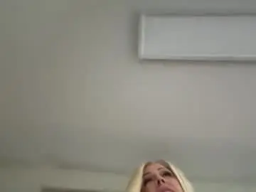 Chaturbate Live Sex Cam of lizpurrxxx