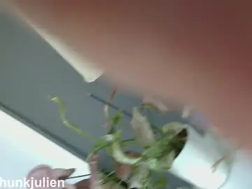 Chaturbate Free Porn Cam of parisien75015