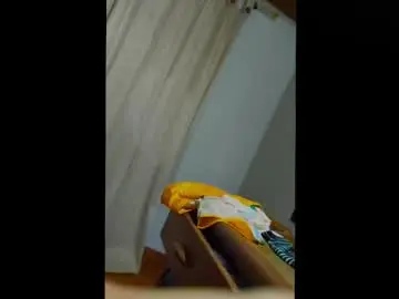 Chaturbate Live Sex Cam of tomdavisxl