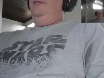 Chaturbate Adult Video Chat of boredold235