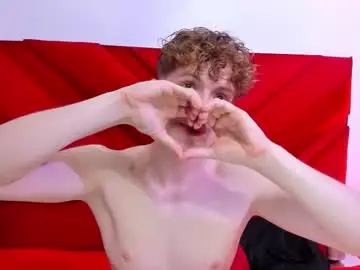 Chaturbate Best live sex cam show of chris18red